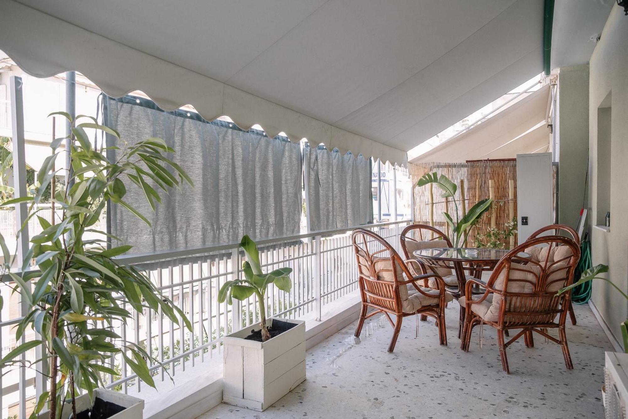 3Cs Athens Ampelokipoi Comfy Flat Ft Patio Airport Direct Day N Night Apartment Exterior photo